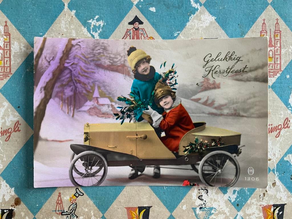 Gelukkig Kerstfeest - meisjes in auto (NN), Ophalen of Verzenden, Voor 1920, Gelopen, Feest(dag)
