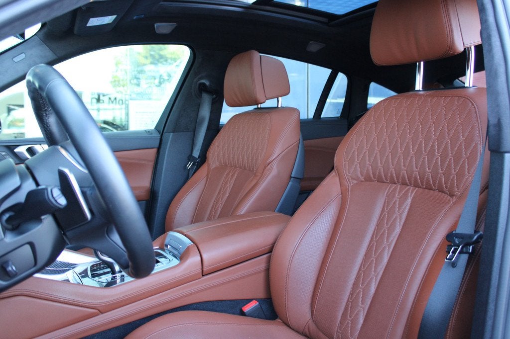 BMW X6 xDrive40i High Executive M Sport Automaat / Panoramad, Auto's, BMW, Met garantie (alle), Vierwielaandrijving, 2998 cc, Zilver of Grijs