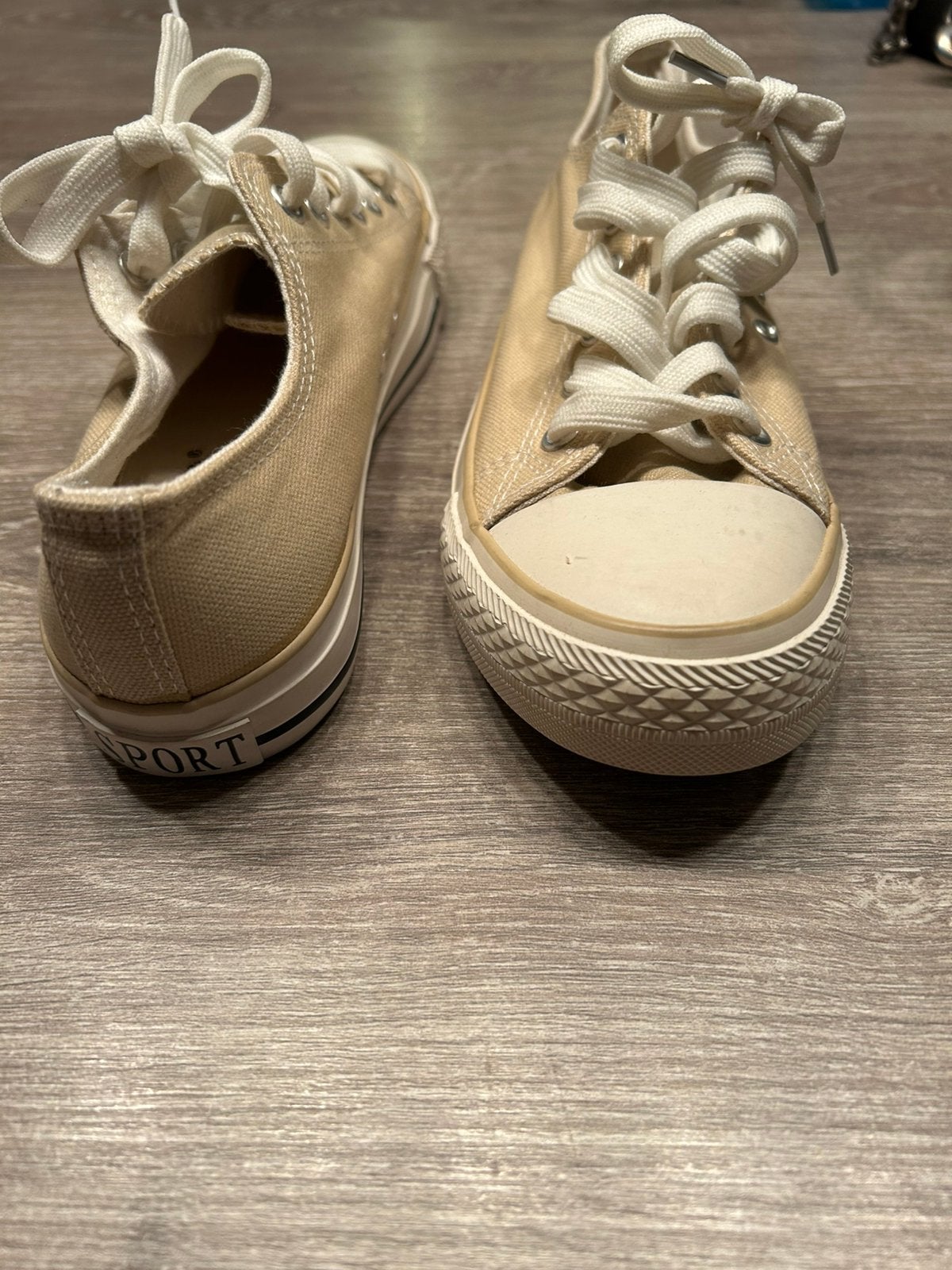 Zomer of gym schoen / beige / maat 39, Kleding | Dames, Schoenen, Ophalen of Verzenden, Zo goed als nieuw, Beige, Sneakers of Gympen