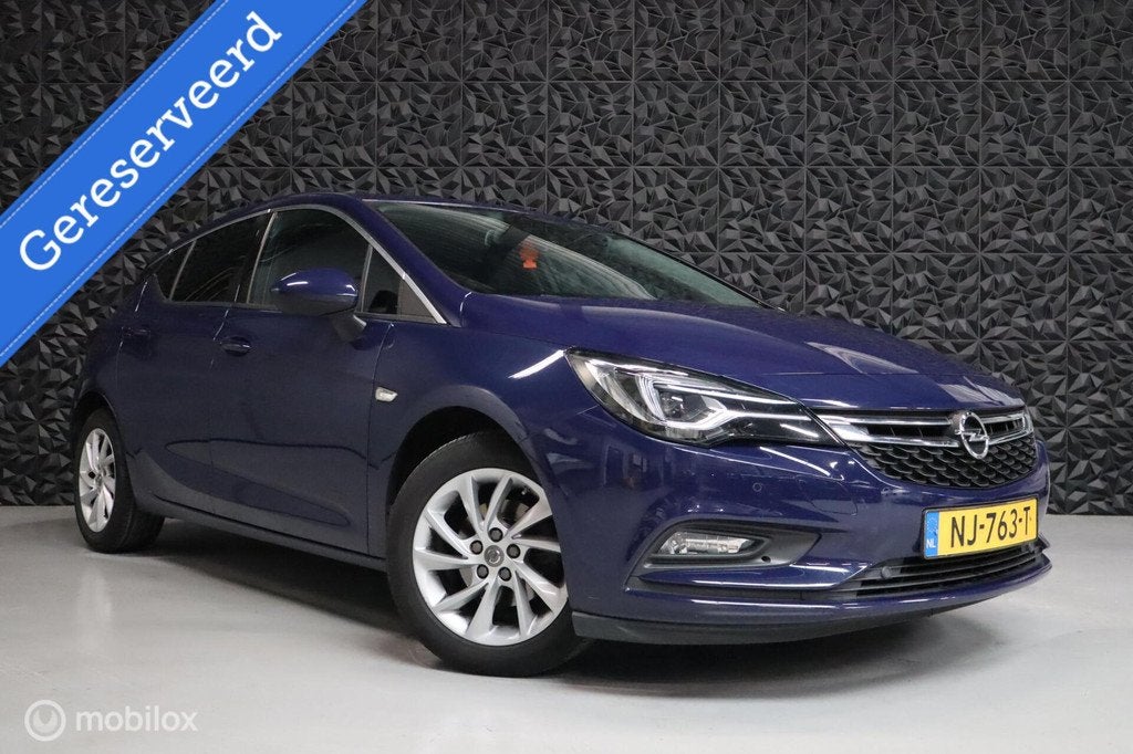 Opel Astra 1.0 Innovation | Keyless | Carplay | Camera | AC, Auto's, Gebruikt, Euro 6, Blauw, 610 kg
