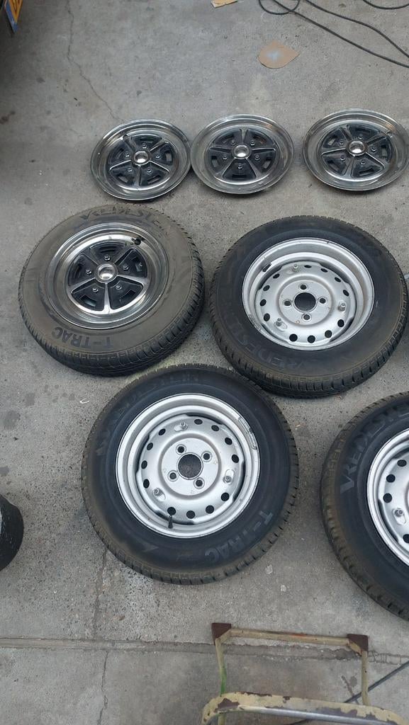Velgen en doppen voor Triumph TR5, 250 en vroege TR6, Ophalen