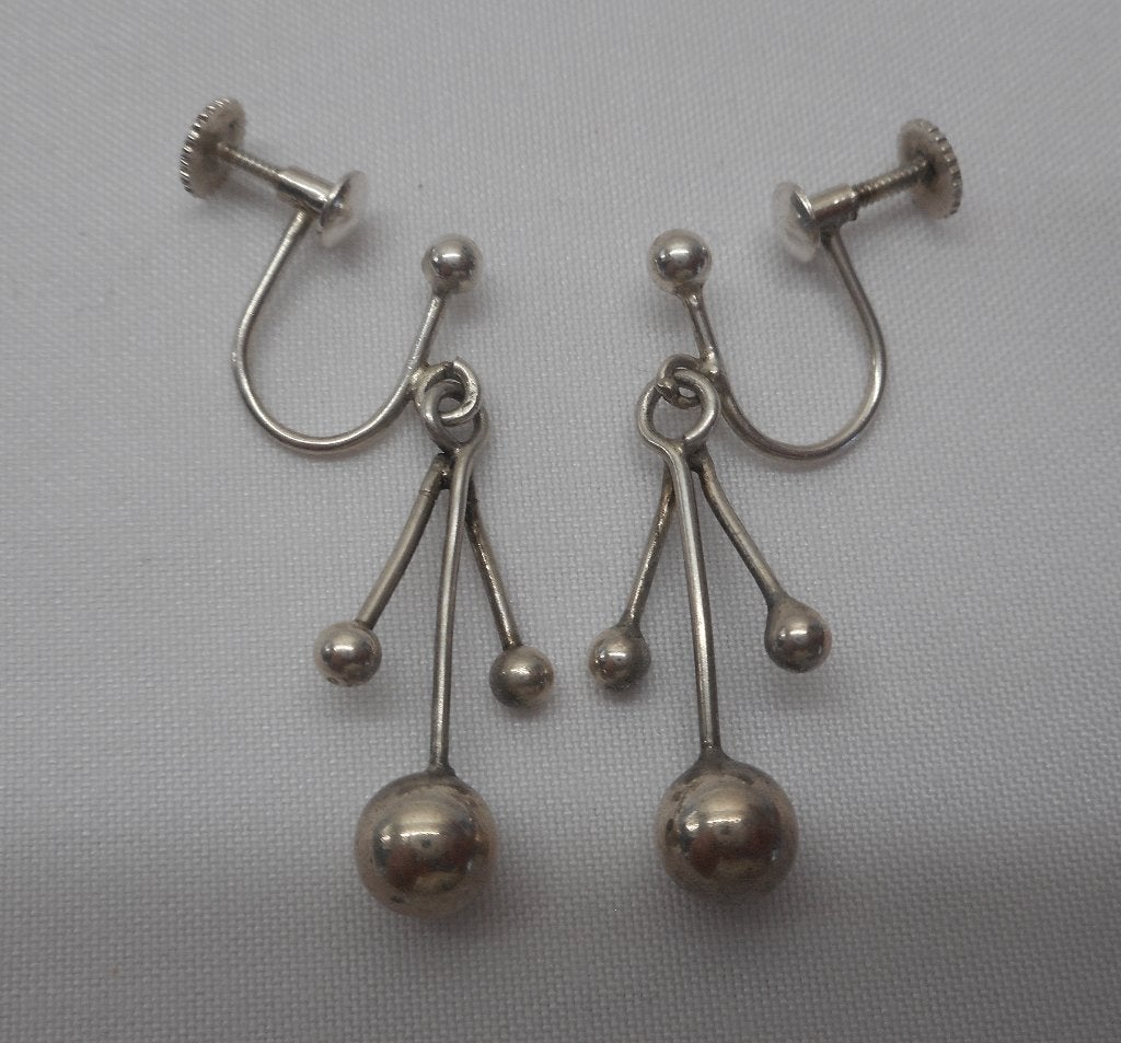Zilveren antieke schroef oorbellen met bollen nr.1283, Sieraden, Tassen en Uiterlijk, Antieke sieraden, Verzenden, Zilver, Oorbellen