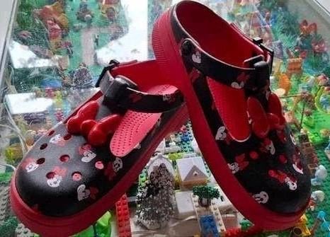 Crocs Minnie Mouse Mary Jane 39 40 M7 W9 ballerinas, Kleding | Dames, Schoenen, Zo goed als nieuw, Ballerina's, Rood, Ophalen of Verzenden