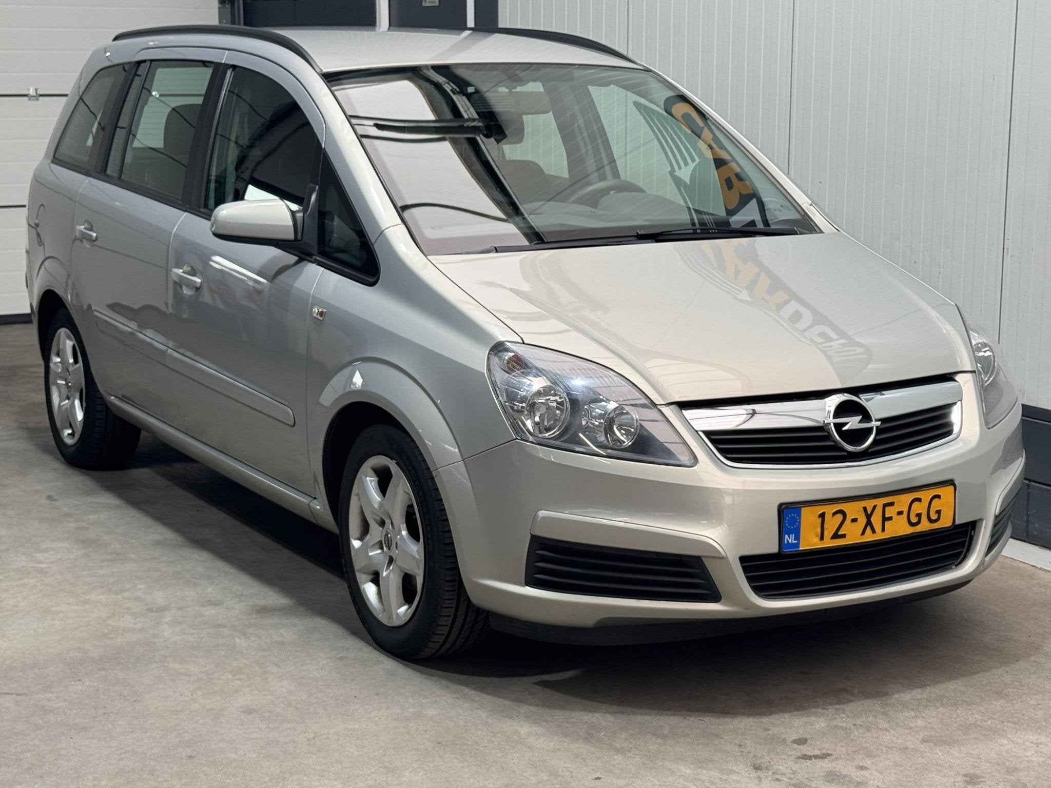 Opel Zafira 1.8 Business, Auto's, Stof, Gebruikt, Zwart, 4 cilinders
