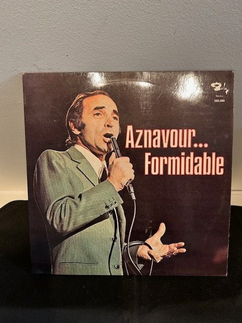  "Aznavour... Formidable" van Charles Aznavour., Ophalen of Verzenden, Zo goed als nieuw, 12 inch