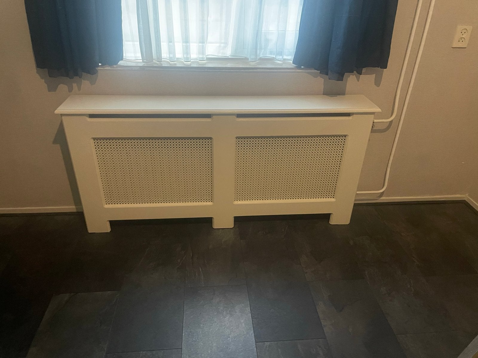 Nette Radiator Ombouw - Wit, Ophalen, Zo goed als nieuw