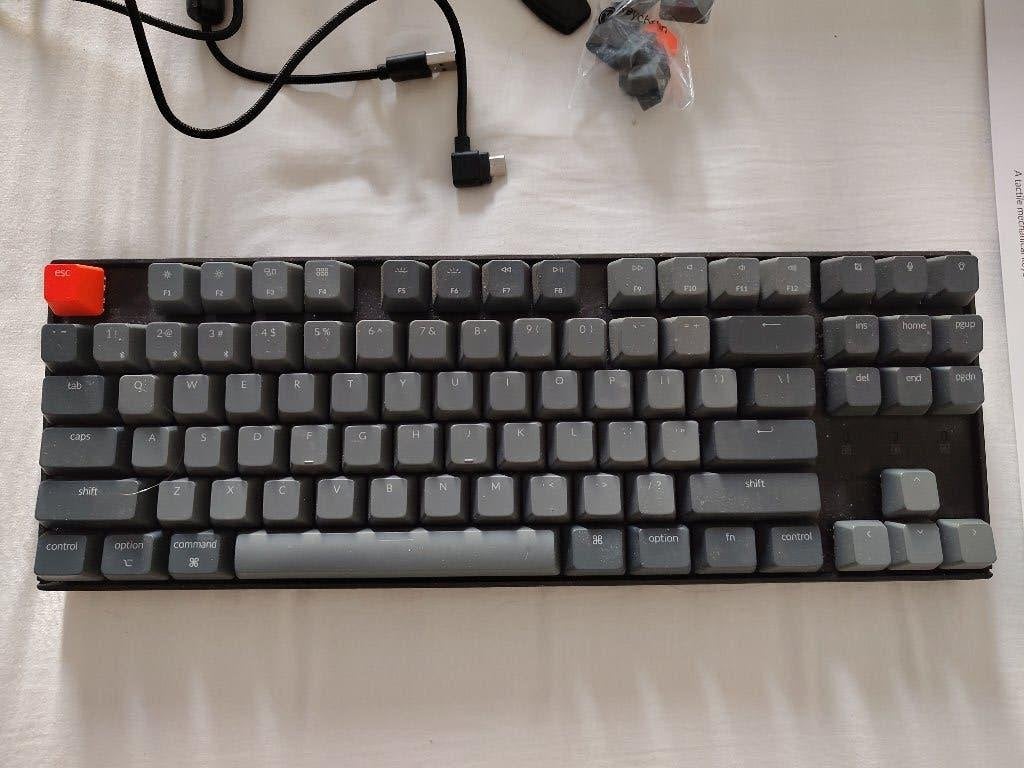 keychron k8, Computers en Software, Ophalen of Verzenden, Zo goed als nieuw, Keychron