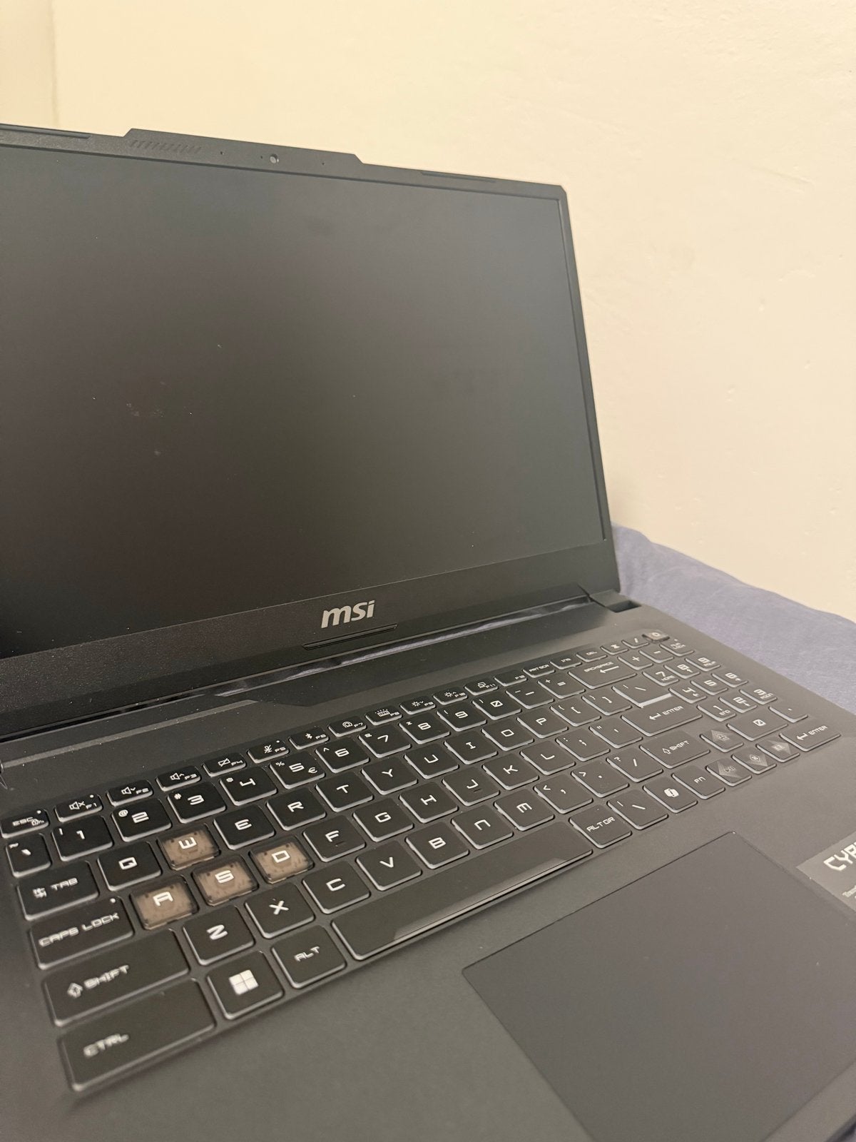 MSI Cyborg 15 A13V Gaming Laptop - i7, RTX, 15 inch