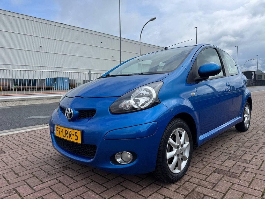 Toyota Aygo 1.0-12V Airco/St.bkr/C.V/Nieuwe APK + koppeling, Voorwielaandrijving, Stof, Gebruikt, 68 pk