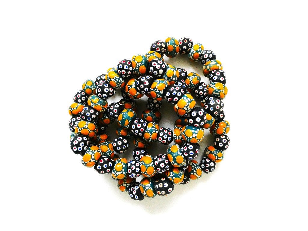 Afrikaanse grote krobokralen ketting Ghana 100 kralen glas, Antiek en Kunst, Afrika, Overige typen, Handgemaakt, Ophalen of Verzenden