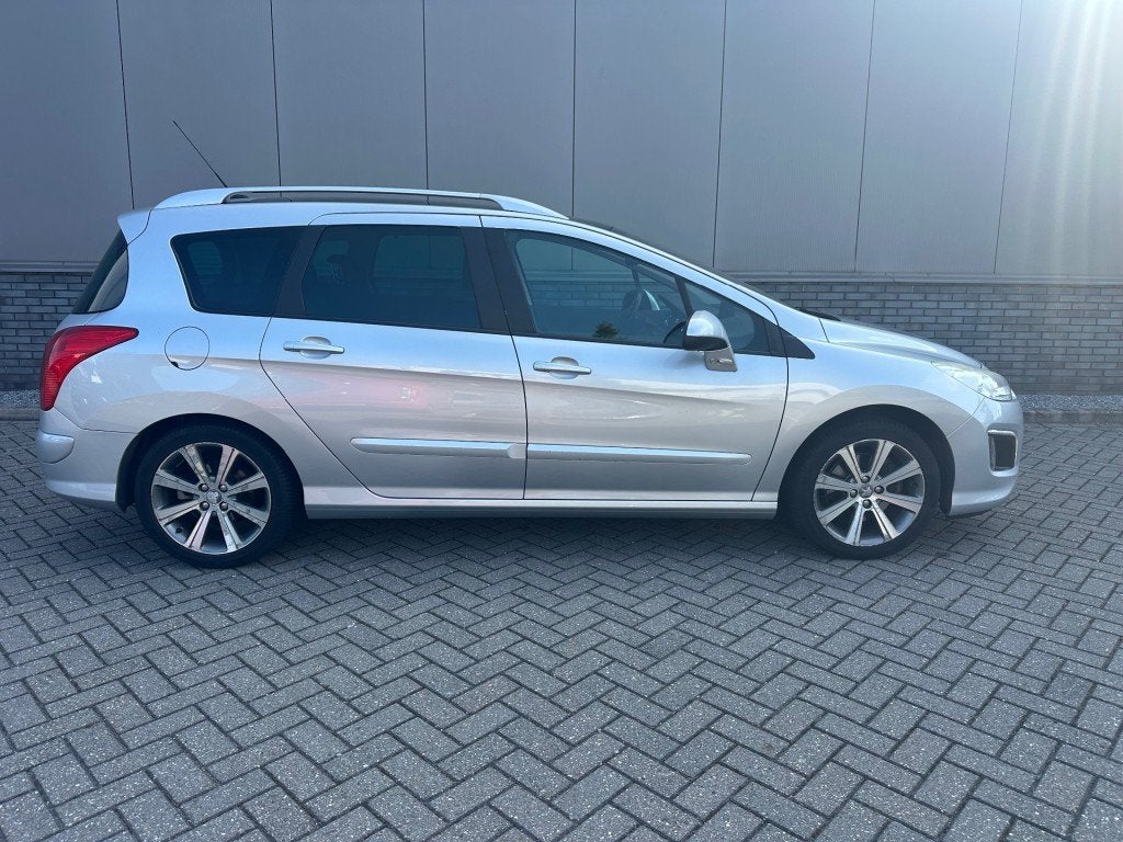 Peugeot 308 1.6 THP Automaat +Pano dak navi orig ned auto, Auto's, Peugeot, Gebruikt, 4 cilinders, 157 pk, Parkeersensor
