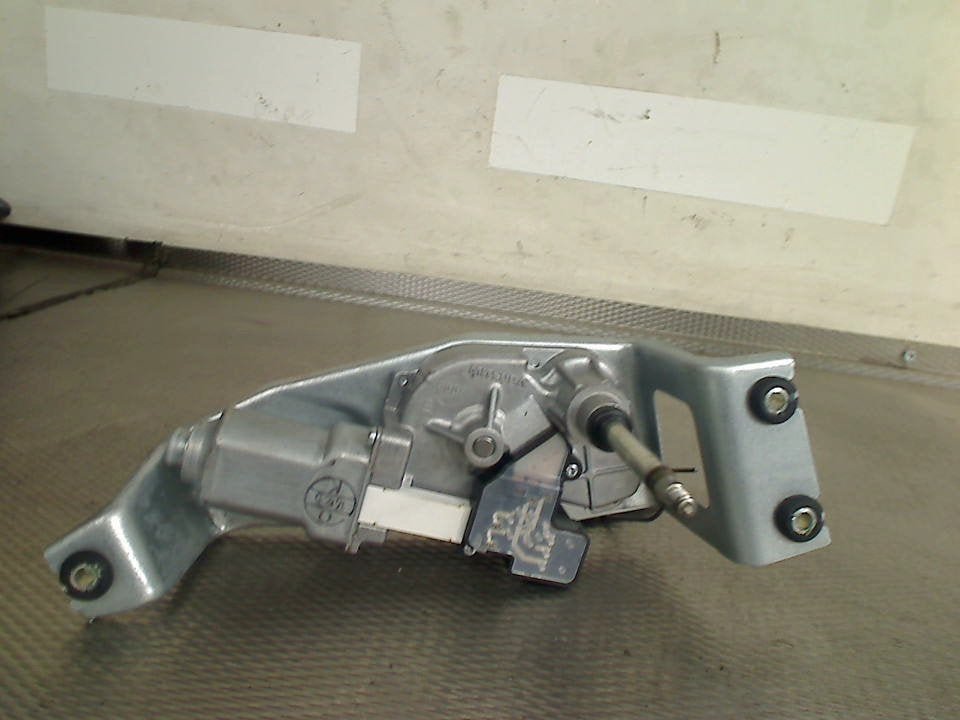 Ruitenwissermotor Achter BMW 1 serie (F20) 2018 7258532, Gebruikt, Petuelring 130, München 80809, , Duitsland, BMW, Bayerische Motoren Werke AG