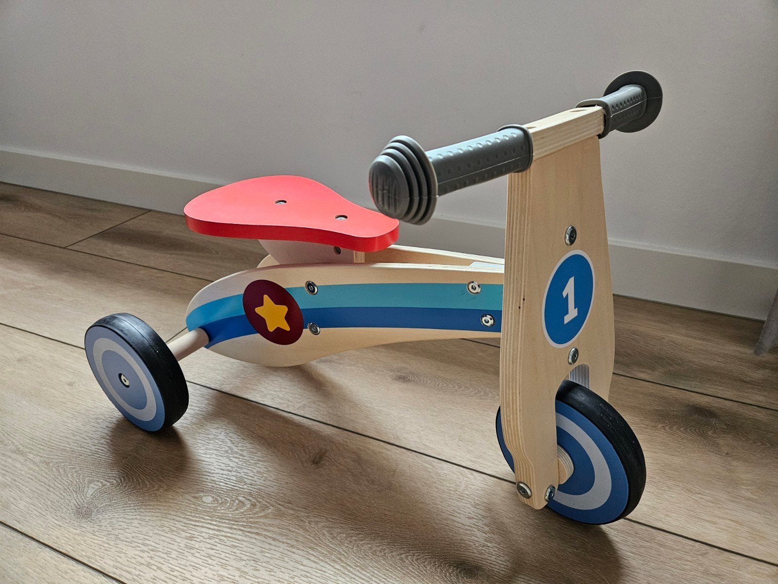 Houten loopfiets van Playtive, Ophalen, Zo goed als nieuw, Loopfiets