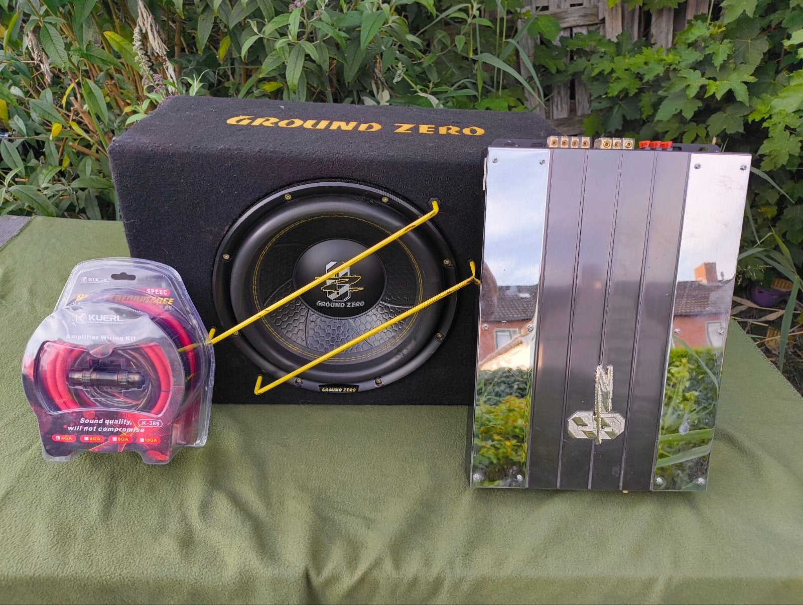 Ground Zero Car Audio Set | GZIB 12SPL + GZHA 2350X + Kabels, Auto diversen, Autospeakers, Ophalen