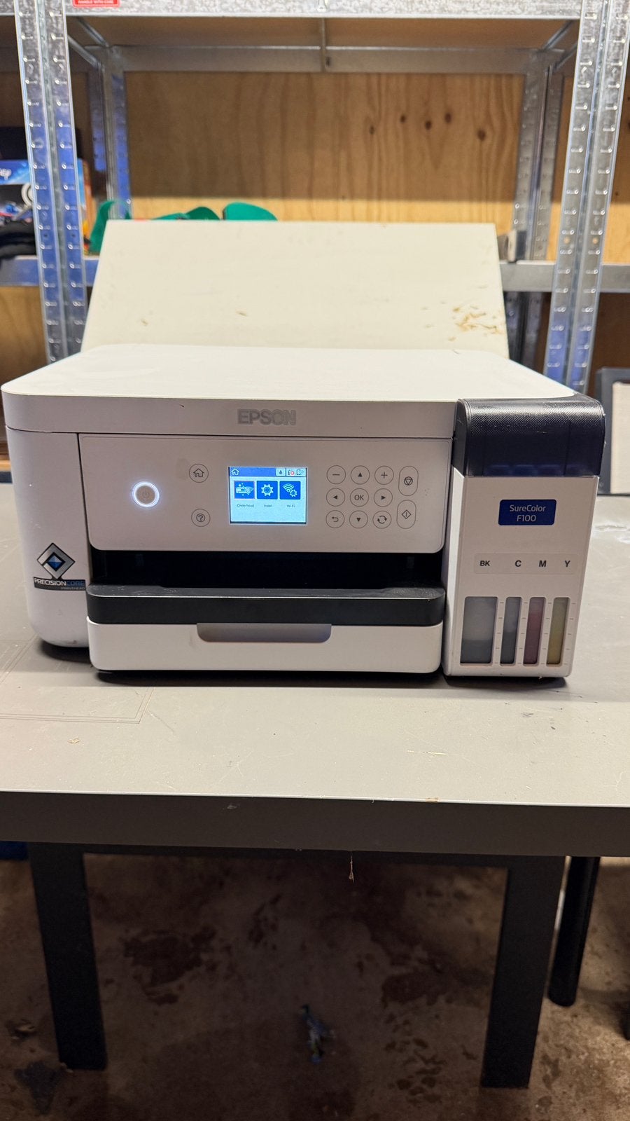 Epson SureColor F100 sublimatieprinter + 8 flesjes inkt, Computers en Software, Ophalen, Zo goed als nieuw
