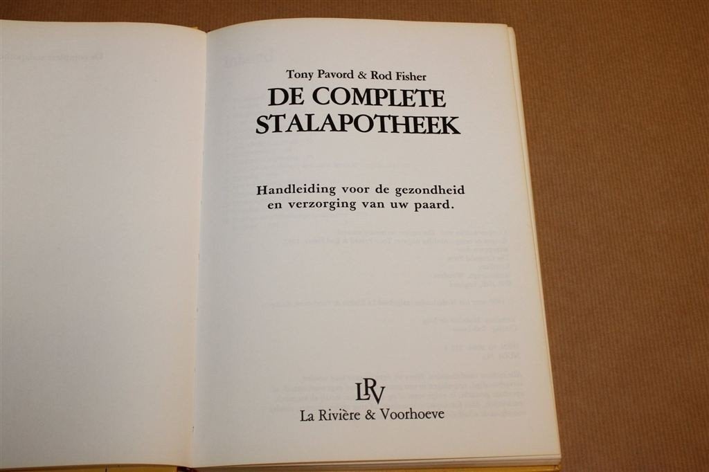 De Complete Stalapotheek — Gezondheid & Verzorging Paard, Ophalen of Verzenden, Gelezen, Paarden of Pony's