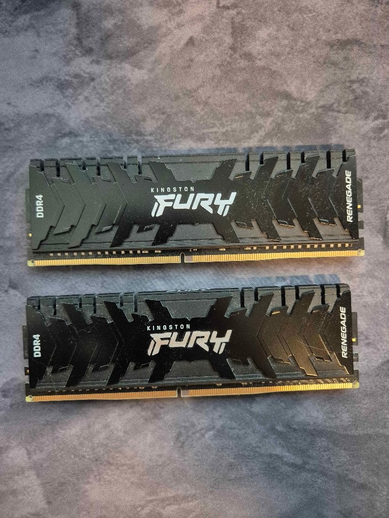 Kingston FURY Renegade DDR4 RAM 3600MHz 2x16GB (32GB), Computers en Software, RAM geheugen, Ophalen, 32 GB, DDR4, Zo goed als nieuw