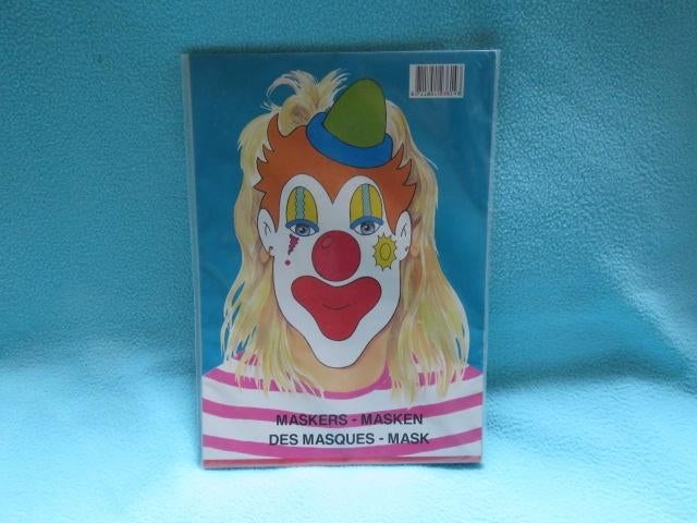 6 maskers om zelf te kleuren en versieren, nieuw, +elastiek, Handgemaakt, Nieuw, Ophalen of Verzenden, Papier of Karton