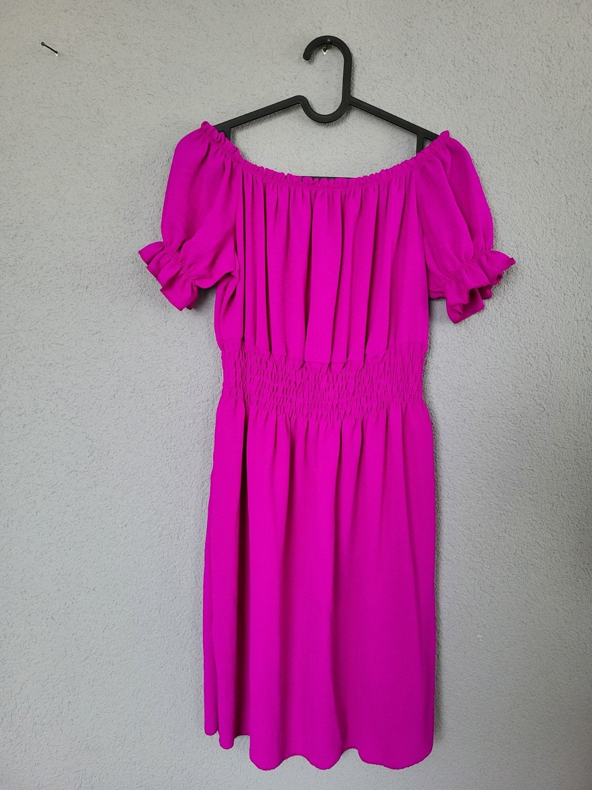 Boutique off-shoulder jurk maat S, Kleding | Dames, Verzenden, Zara, Nieuw, Knielengte