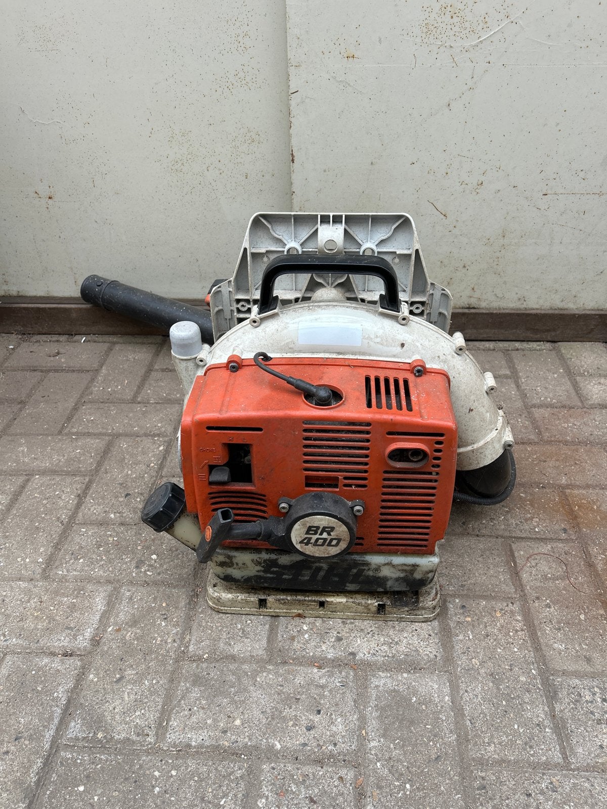Stihl BR 400 Bladblazer - Onderdelen missen, werking onbeken, Ophalen, Gebruikt, Benzine, Ruggedragen