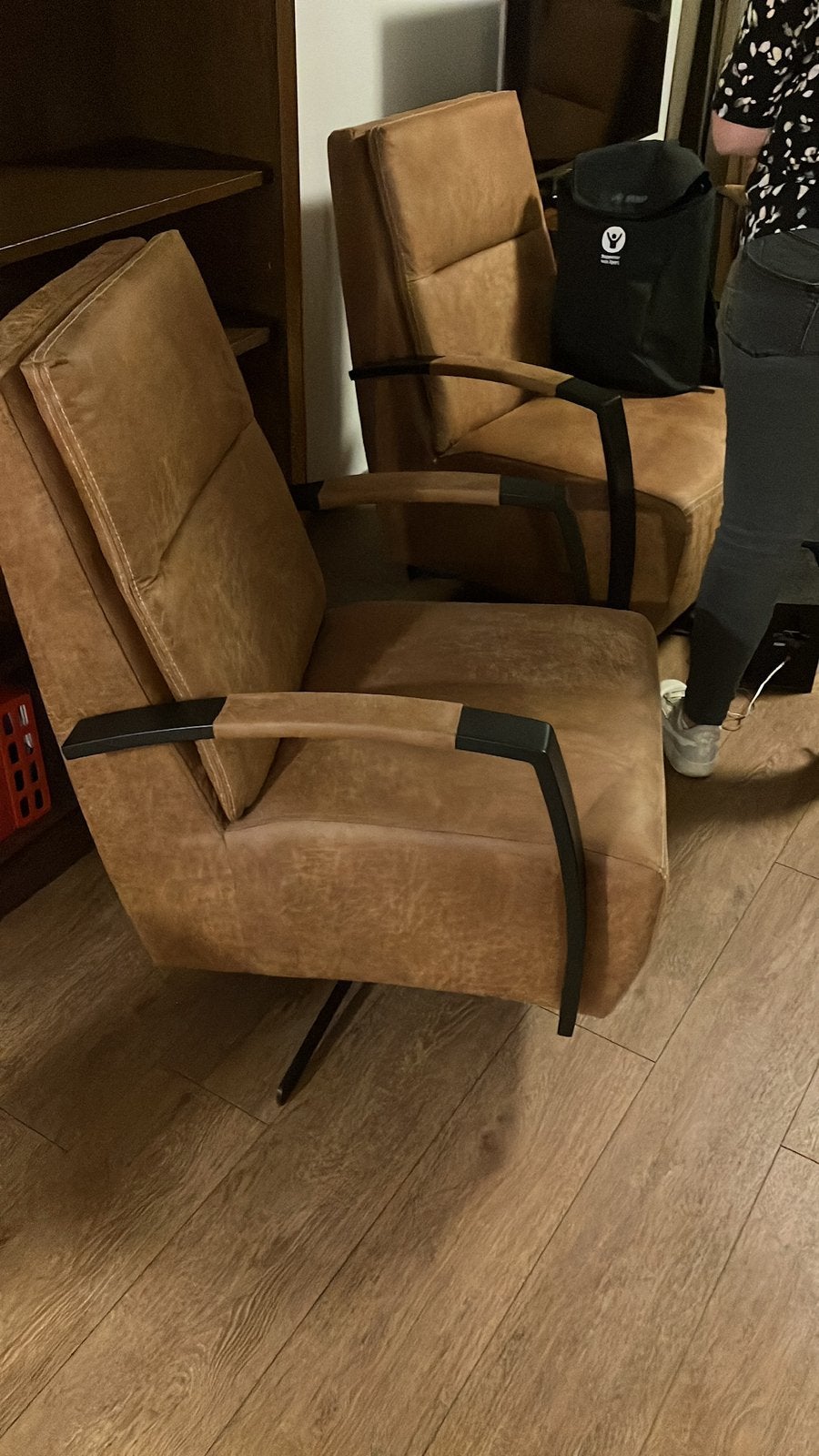 Fauteuils / fauteuil / draaifauteuil / stoel, Huis en Inrichting, Ophalen, Gebruikt, 50 tot 75 cm, Leer