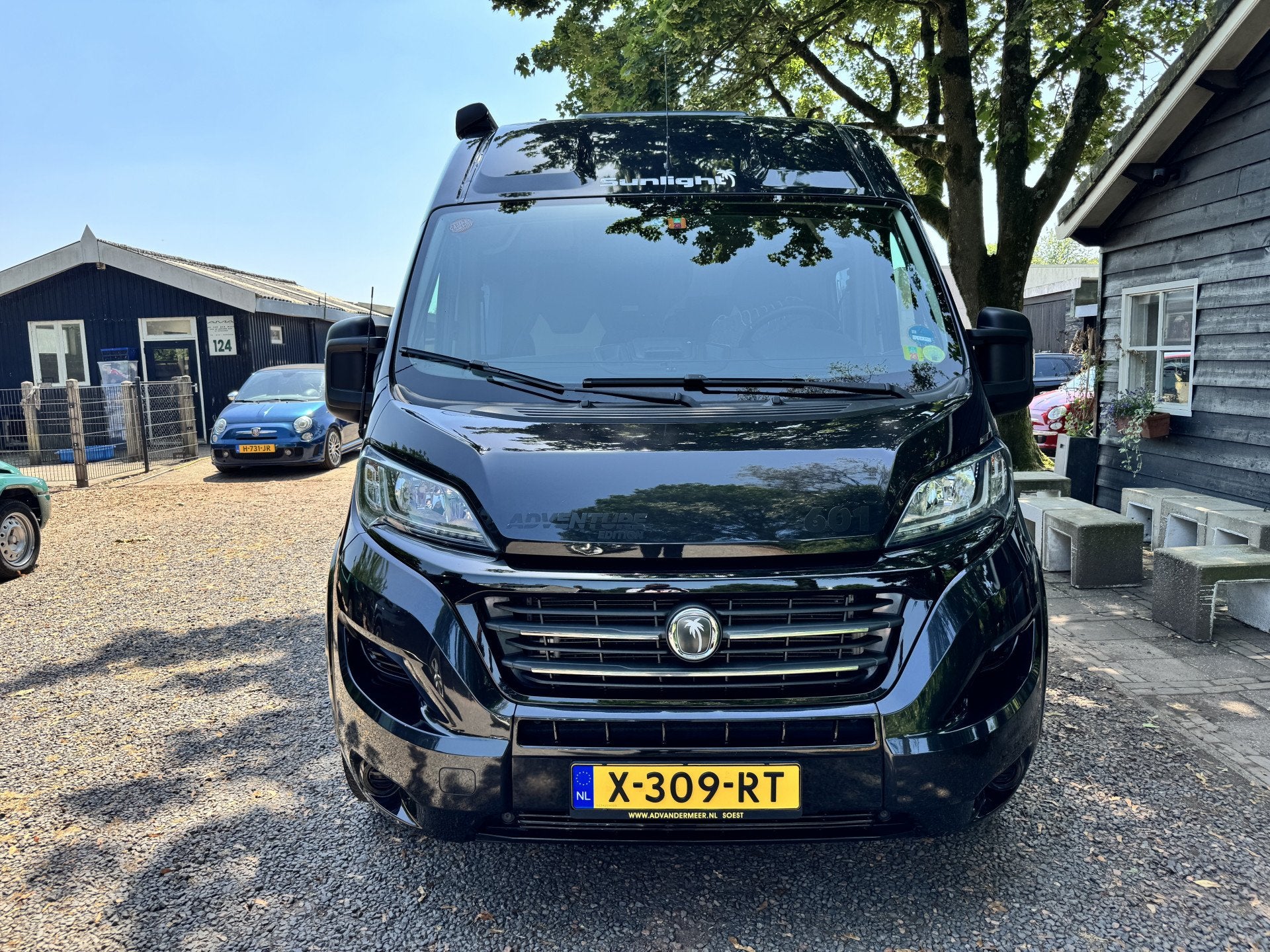Caravans And Camping Capron
