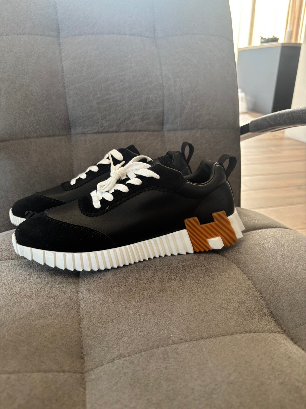Hermes Boucing- zwart wit, Kleding | Heren, Verzenden, Zwart, Sneakers of Gympen, Zo goed als nieuw