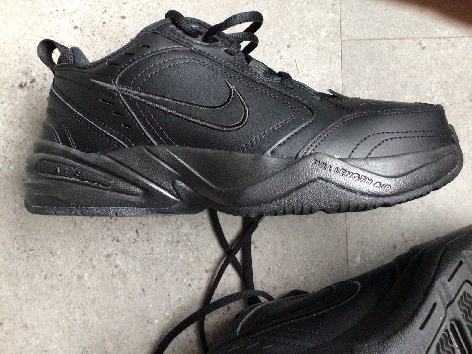 Nike Air Monarch IV (4E), Nieuw, Ophalen of Verzenden, Hardlopen, Hardloopschoenen