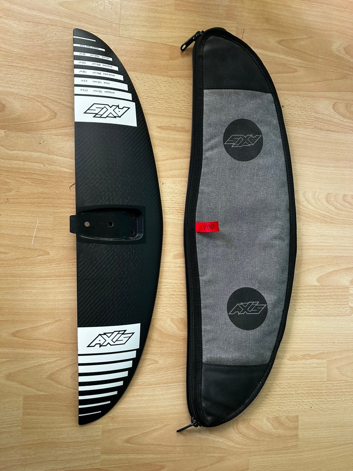 Axis foil HPS 700 carbon front wing, Watersport en Boten, Wingsurfen, Ophalen of Verzenden, Zo goed als nieuw, Wingsurf-hydrofoil