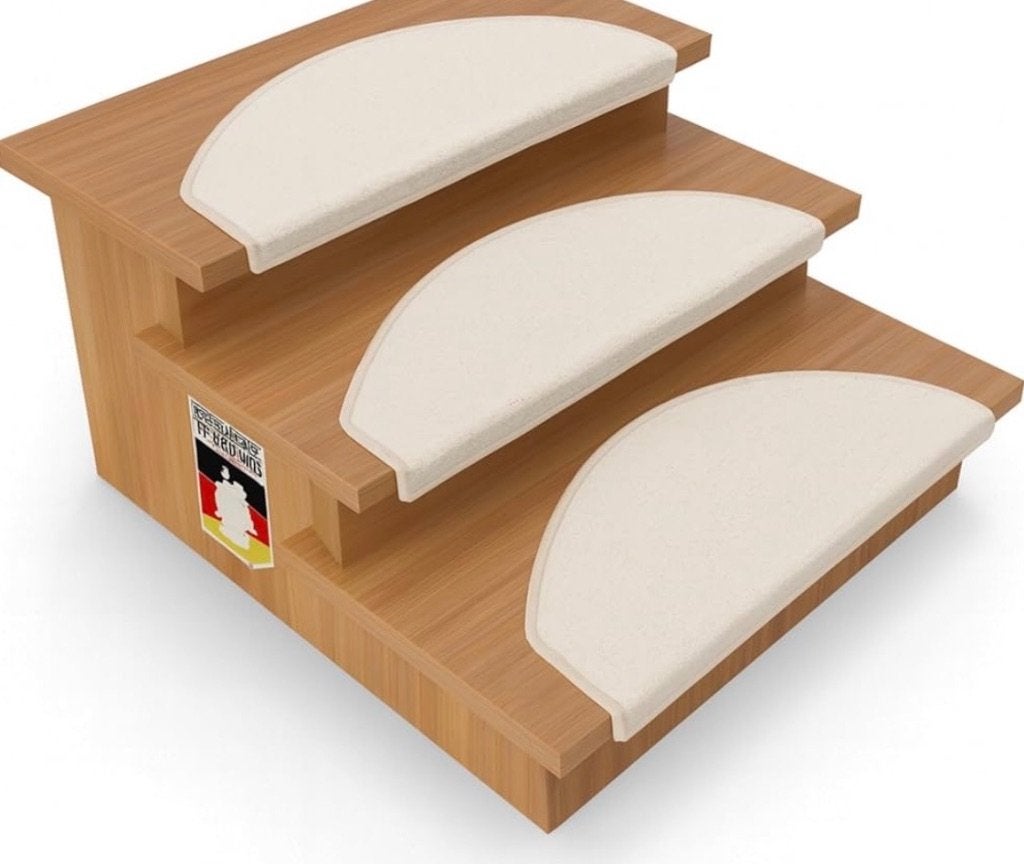 Nieuw in doos: Velours trapmatten créme, Huis en Inrichting, Stoffering | Tapijten en Kleden, Ophalen, Rond, Nieuw, 50 tot 100 cm