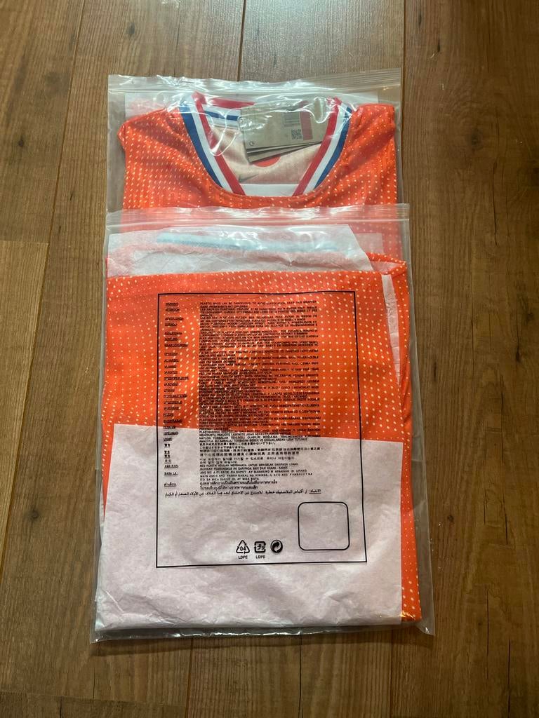 Nederlands Elftal Thuisshirt/Uitshirt 2026, Nieuw, Ophalen of Verzenden, Voetbal, Overige maten