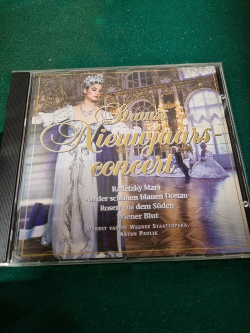 cd strauss nieuwjaars concert, Ophalen of Verzenden