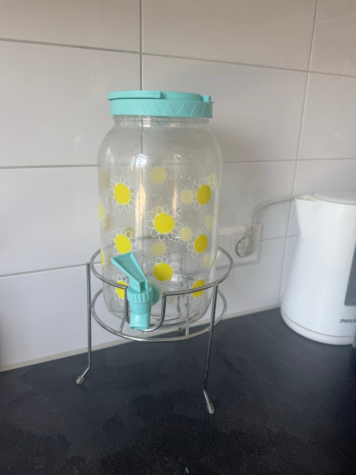 Grote waterkan met kraantje 3,8 liter, Ophalen of Verzenden, Overige typen, Gebruikt, Kunststof