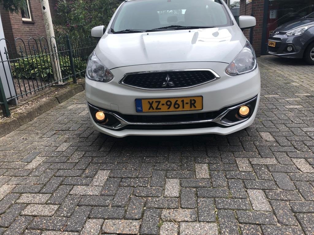 Mitsubishi Space Star 1.0 Cool+ Airco/ CV/ El.ramen, Voorwielaandrijving, Stof, Gebruikt, Wit