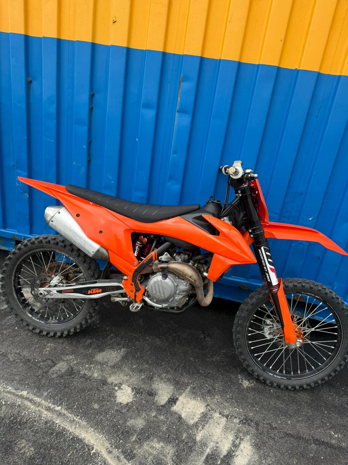 KTM 450 SX-F met beast mode 140 uur loopt perfect, Fietsen en Brommers, Ophalen of Verzenden
