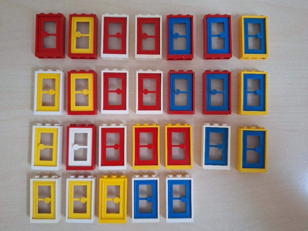 Partij vintage met 26 deuren, 26 x deurframe en 26 x deur *, Gebruikt, Lego, Ophalen of Verzenden, LEGOLAND
