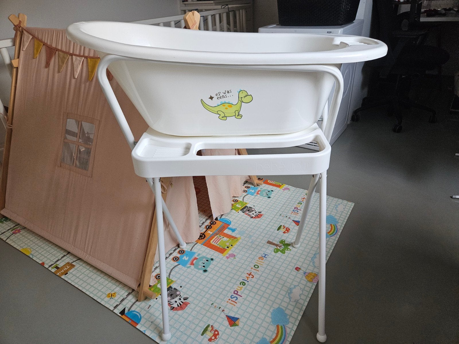 Bébé-jou babybadje met standaard, Kinderen en Baby's, Badjes en Verzorging, Ophalen, Zo goed als nieuw, Badje, Bébé-jou
