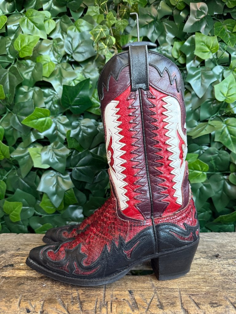 geweldig mooie laarzen van Sendra maat 36, Kleding | Dames, Schoenen, Zwart, Ophalen of Verzenden, Zo goed als nieuw, Sendra