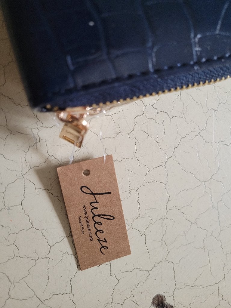 Nieuwe grote portemonnees p/st 3 euro, Sieraden, Tassen en Uiterlijk, Heikant 21 Kaatsheuvel, Overige kleuren, Belle Vieille Brocante