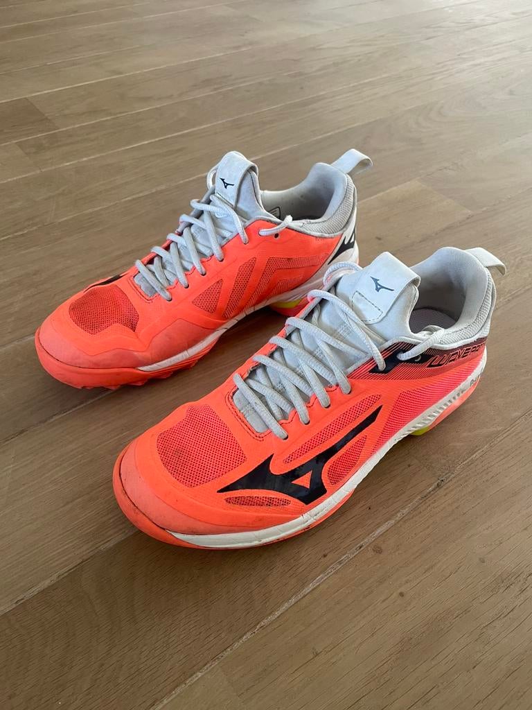 Mizuno Wave Panthera kunstgrasschoenen maat 40, Ophalen of Verzenden, Zo goed als nieuw, Schoenen