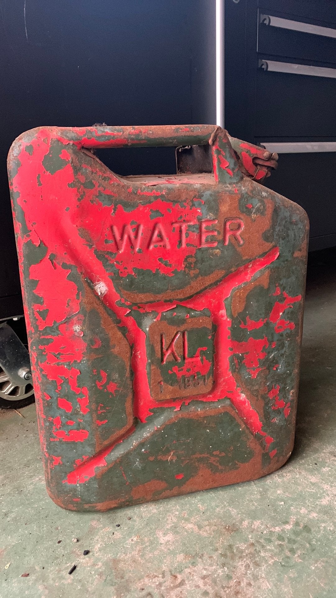 Koninklijke landmacht 1951 water can, Ophalen of Verzenden, Landmacht, Nederland, Boek of Tijdschrift