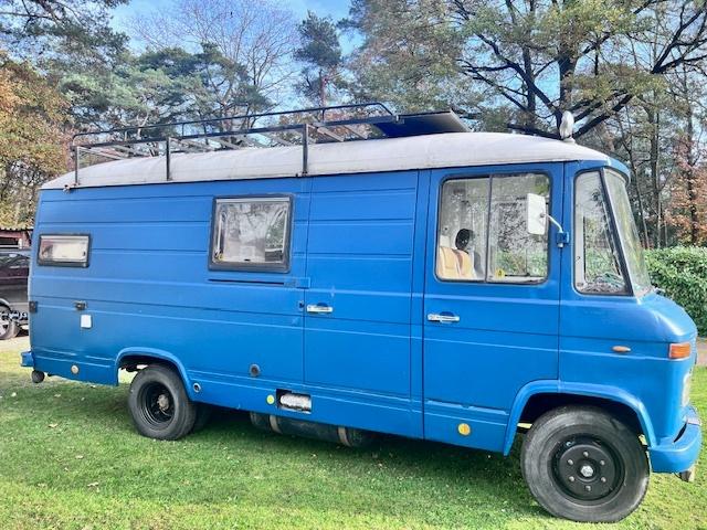 Mercedes Benz L409 Oldtimer Camper “Bluey”, Buscamper of Camperbus, Handgeschakeld, Particulier, LPG