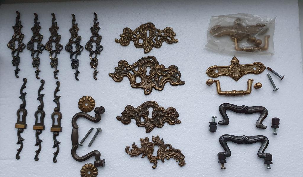 Antiek kastbeslag, Antiek en Kunst, Ophalen of Verzenden, Brons