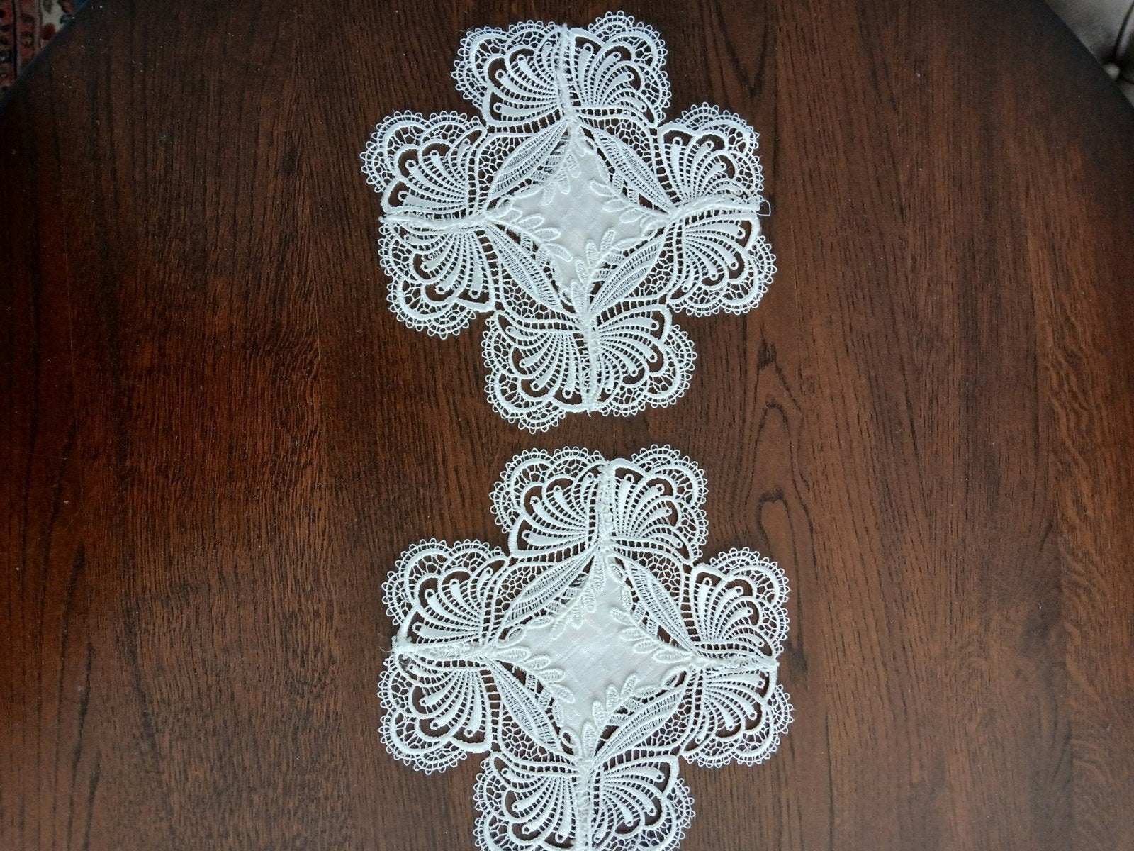 2 mooie kleedjes 21x21 cm, Ophalen of Verzenden