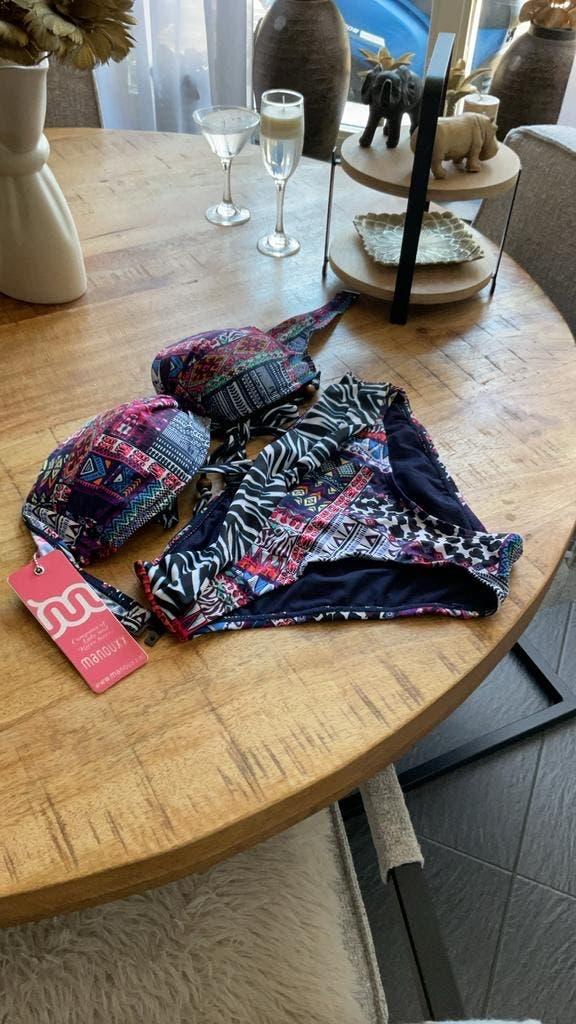 Manouxx Bikini Maat 40 Nieuw met kaartjes, Ophalen of Verzenden, Nieuw, Overige kleuren, Bikini