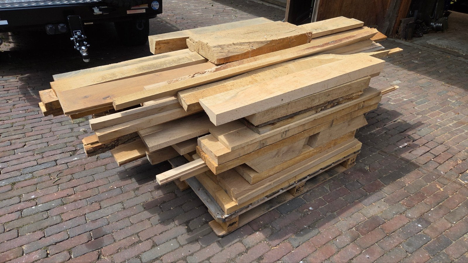 Restpartij eiken en iepen hout, Doe-het-zelf en Verbouw, Hout en Planken, Ophalen, Eiken, Plank, 50 mm of meer