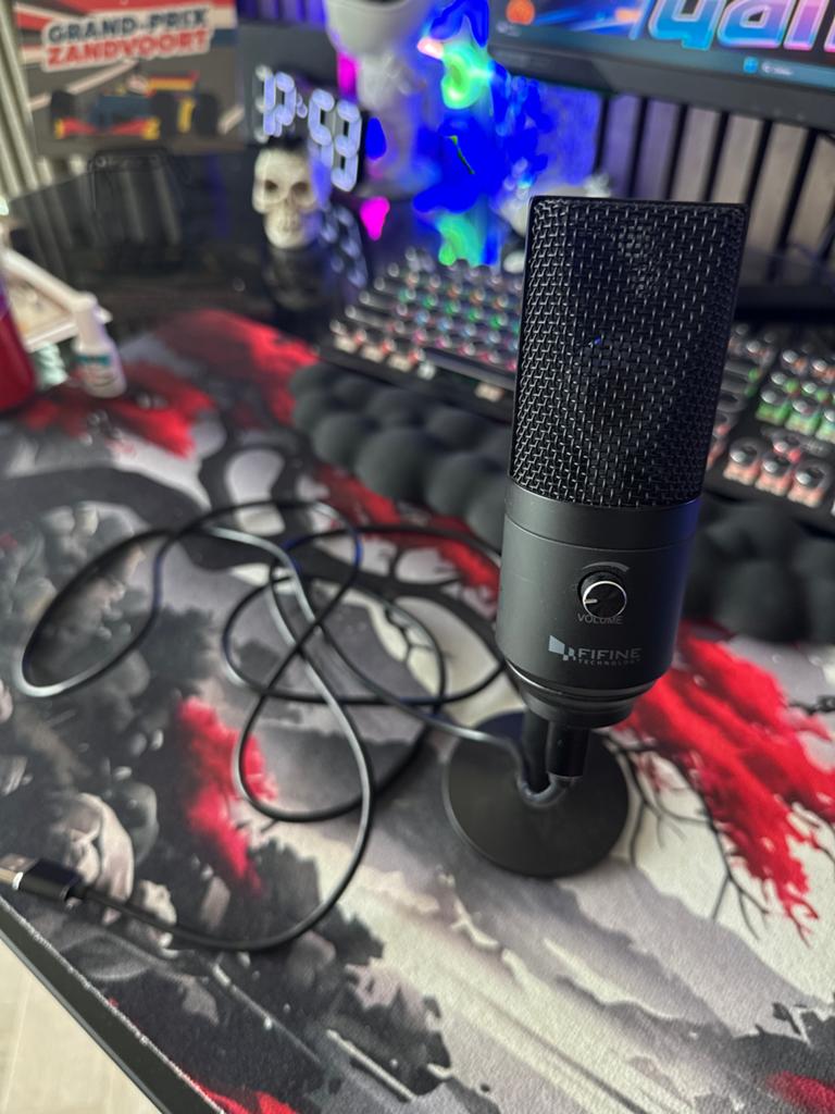 Fifine USB Condensator Microfoon met Statief, Muziek en Instrumenten, Microfoons, Ophalen, Zo goed als nieuw, Studiomicrofoon