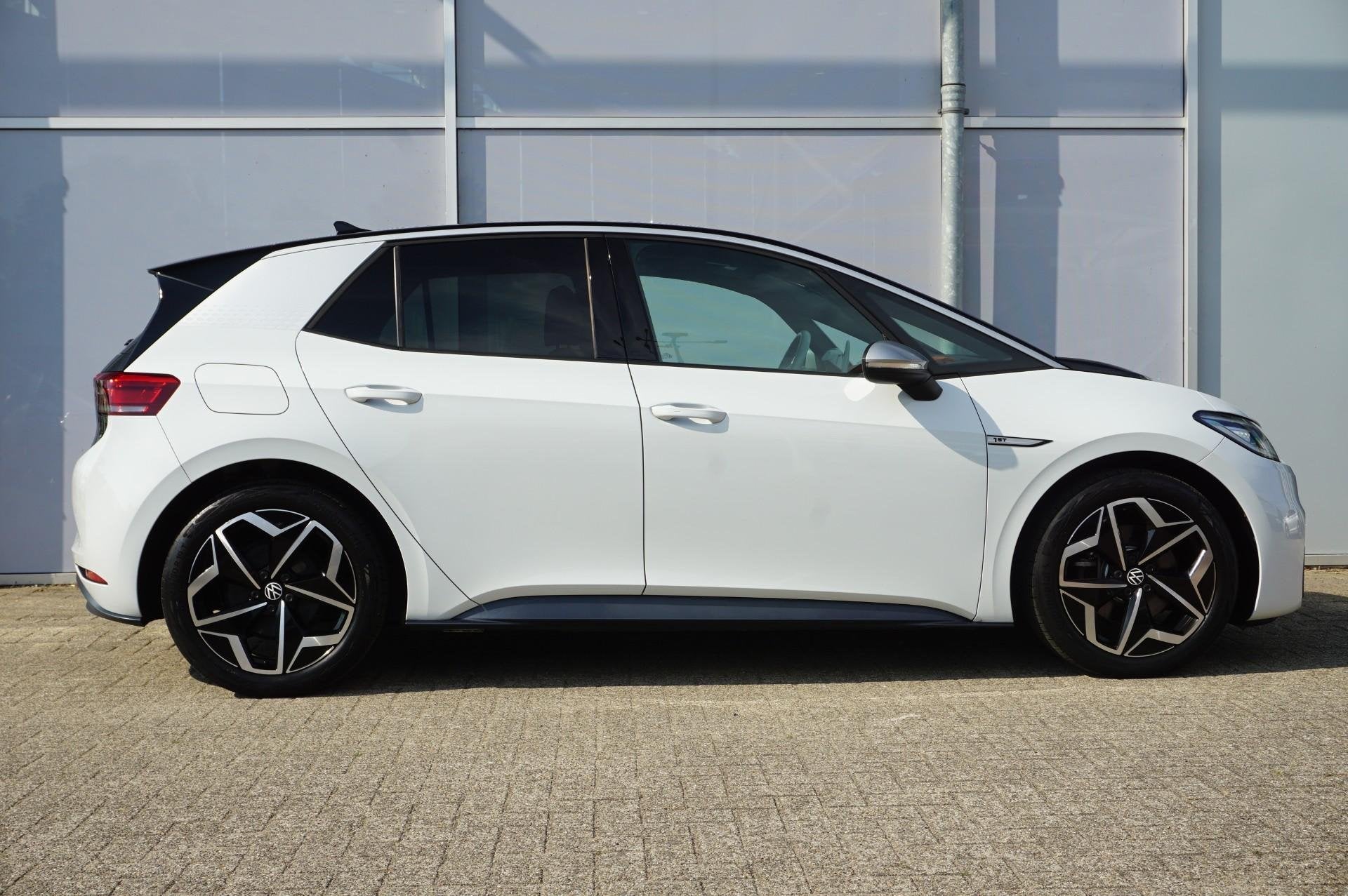 Volkswagen ID.3 First Plus 204pk 58 kWh | Climate Controle |, Auto's, Volkswagen, Automaat, 12 maanden, Gebruikt, 375 min