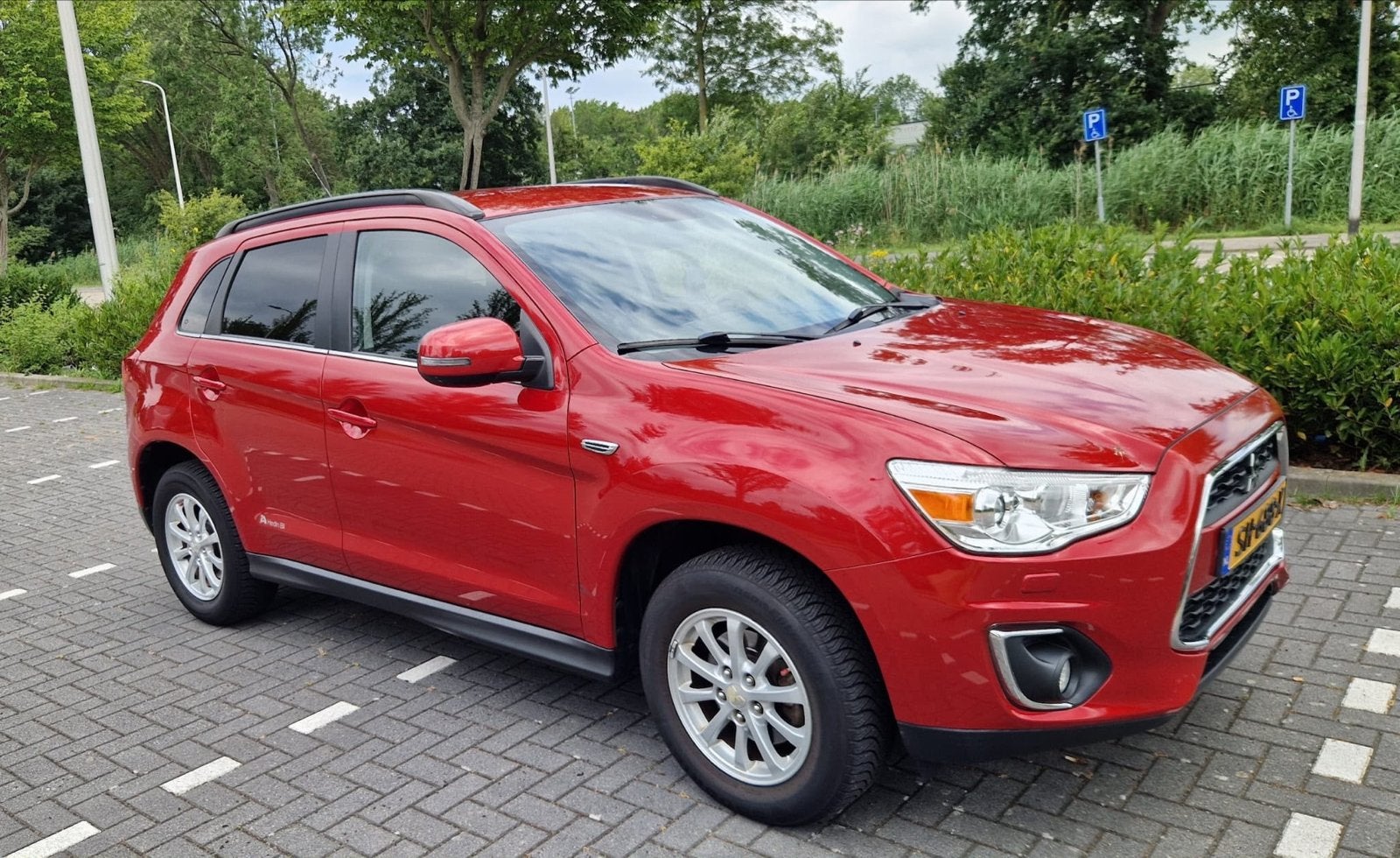 Mitsubishi ASX 1.6 2015 93.000km 1 eigenaar Zeer nette staat, Auto's, Voorwielaandrijving, 4 cilinders, 1590 cc, 665 kg