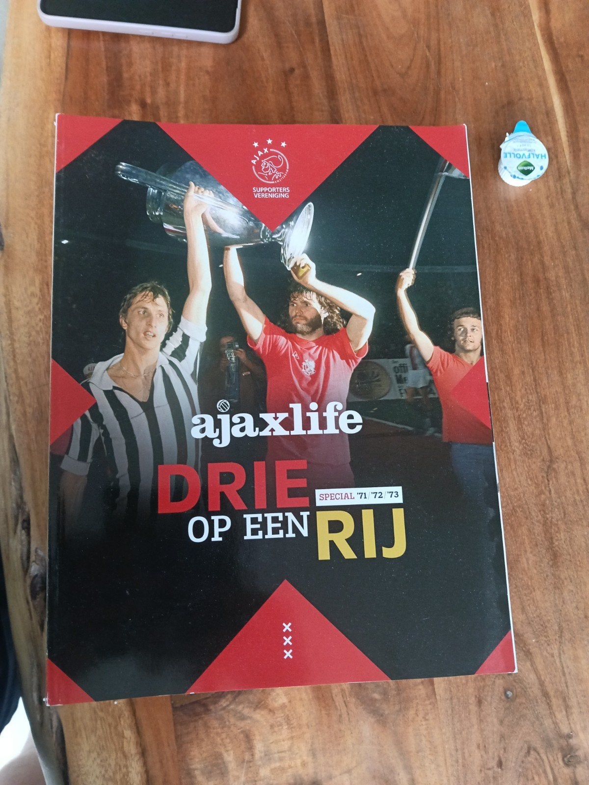 magazines van Ajax Life, Eén persoon